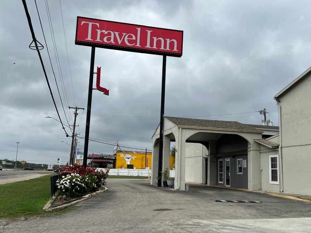 Travel Inn Lackland Sea World ซานอันโตนิโอ ภายนอก รูปภาพ